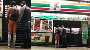 Kažem svojo tangico v Sevenu z velikim črnim kurcem.