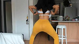Ebony Booty Squeezes In Tights