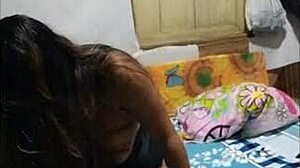 Mi hermanastra se me sube en mi pecho se quita el calzon y me chupa el pene yo le chupo la vagina y tiene orgasmos intensos