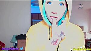 alexa kitten performs a seductive dance and masturbation on cam nights