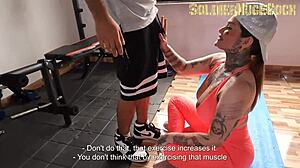 New gym girl notices bulge and offers relief