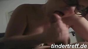 My sister seeks a tinder date connection