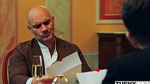 Venera истражује дивље аналне DP жеље