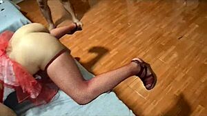 Watch Lidsy in her first group bang with spectator! She gets assfucked, squirts, and orgasms hard in this amateur homemade session.