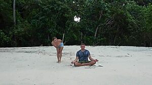 Get a sloppy blowjob from a stranger on the beach?