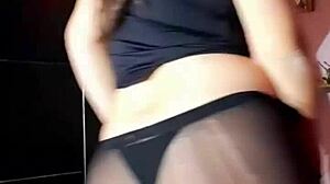 Young Latina TEEN DOES HOMEMADE WEBCAM SHOW FOR HER BOYFRIEND