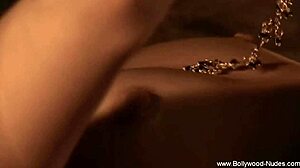 Bollywood Brunette Milf Dances Seductively For Amateurs