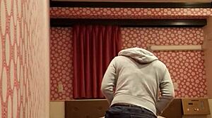 ballbusting session 39