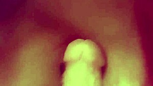 Melissa buys belt online and gets excited on quarantine day 16, inviting for video call