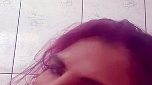 Melissa buys belt online and gets excited on quarantine day 16, inviting for video call