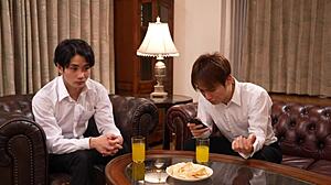 Hej, veríš, že som sa vyspal s mamou kamaráta Miki Akai?