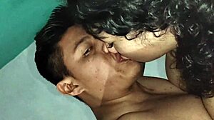 I folle my super tetona vecina, she so hot!