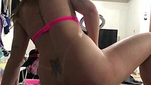 fucking rich girl while friend watches lol 😏