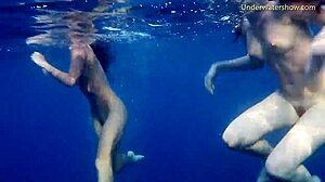 tenerife girls underwater lesbians bathing, what are they doing?