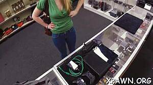 dilettante beauty show her curves