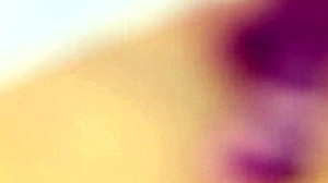 Teen masturbates and sells juice - vulva original