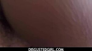 Hey Disgustedgirl, Ivory Logan Güvenliği Emerek İşteki Bu Karmaşadan Kaçabilir Mi?