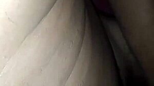 i'm watching this live gay cam show