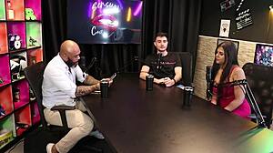 Gabriel And Julia Show Smooth Pussy And Ass