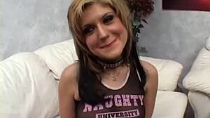 Tyla Wynn Gets Pussy Pounded Then Facial