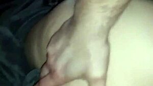 قذف على مؤخرات آسيويات نائمات ضيقة 18+