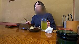 또 다른 날, 멋진 28세 일본 에스테티션 아내 불륜 잡다 비밀 낮시간