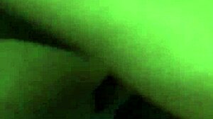 Bajo falda de mi vecina y terminamos cogiendo