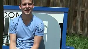 i'm watching gay sex on tube