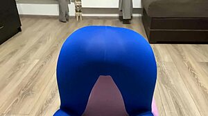 Athletic Milf Gets Cumshot On Her Ass In Fitness Porn