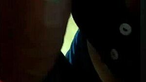 Parei a faxina para chupar meu marido e te fazer um convite