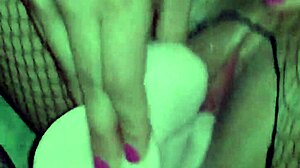 Retro Amateur Video Featuring Hairless Shaved Pussy And Dildo Toys