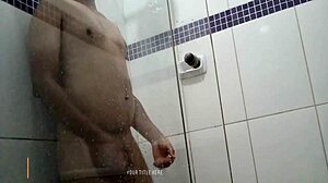 Andre Medeiros Martins in Gay Sexy Encounter