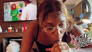 Sugga baddie & salley cakez take turns deepthroat dante