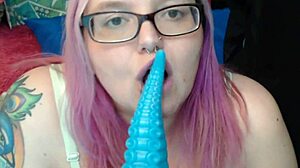 i fucked her throath with dildo