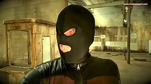 Pagi Biasa Mistress April Sebat Hamba Kasar