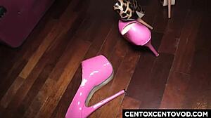 Alessia Gets Fisted by Syrian Fury?