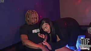 Karaoke bar fuck with bbw suzy