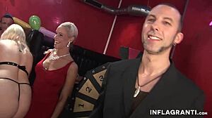 Sweet lesbians fucking well in groupsex 😍