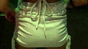 novinha se exibindo exibicionismo