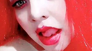 Chica Leche is carefully practicing her licking skills in this Argentinian video. Watch closely now.