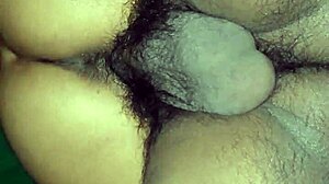 भारतीय भाभी हॉस्टल बॉय को सेड्यूस करती है इंटेंस बेडरूम एक्शन के लिए सीक्रेट अफेयर में