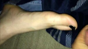 Hot P Wife's Toes Sucked Then Toe Fucked With Cumshot Everywhere