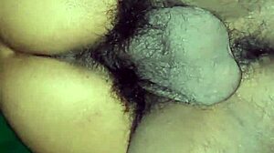 भारतीय भाभी हॉस्टल बॉय को सेड्यूस करती है इंटेंस बेडरूम एक्शन के लिए सीक्रेट अफेयर में