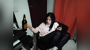 colombian girlfriend arrives from party for sex