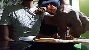 주방 열기, 이웃 데바르지가 아운티지를 격렬하게 만족시키는 쾌락!