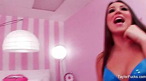 Taylor vixen behind the scenes