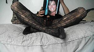 Dscf2151 Avi Pantyhose Masturbation