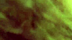 novinha casada sucking the huge dick and getting fucked by husband in threesome