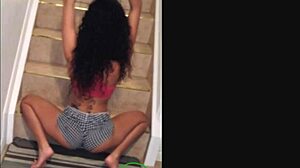 Kara Chase Twerking Flexibly While Rich Kimble Plays with Her Toes 😍