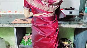 Bhabhi Desi Bengkok untuk Aksi Doggy Rough